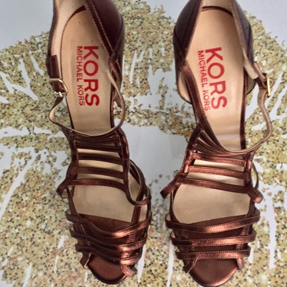 KORS Bronze Cage Heels - Picture 2 of 6