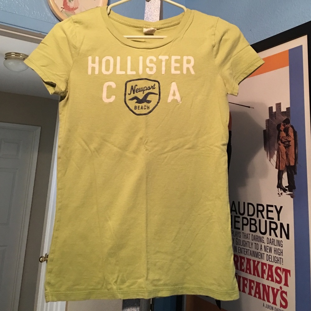 Hollister shirt