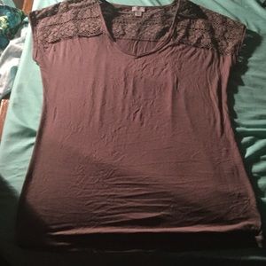 Short sleeve lace shirt