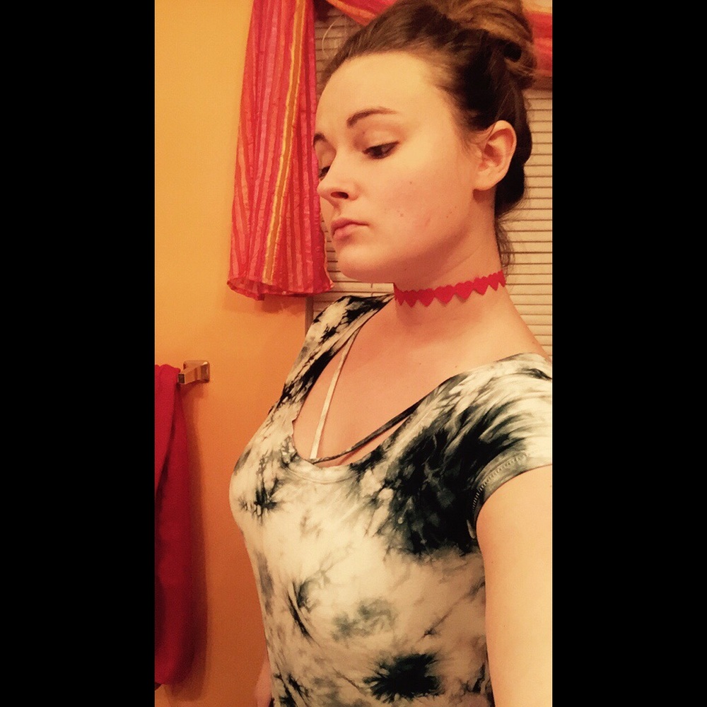 FREE Choker with purchase!