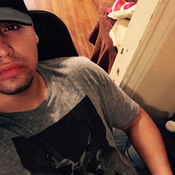 Meet your Posher, Alejandro - Picture 1 of 1