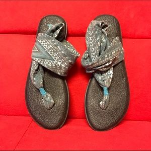 Sanuk Yoga Mat Sandals