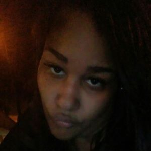 Meet your Posher, Toya