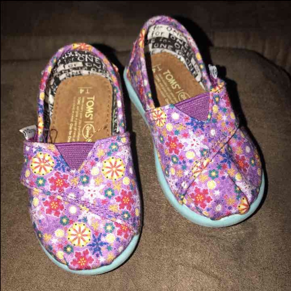 Tiny Toms