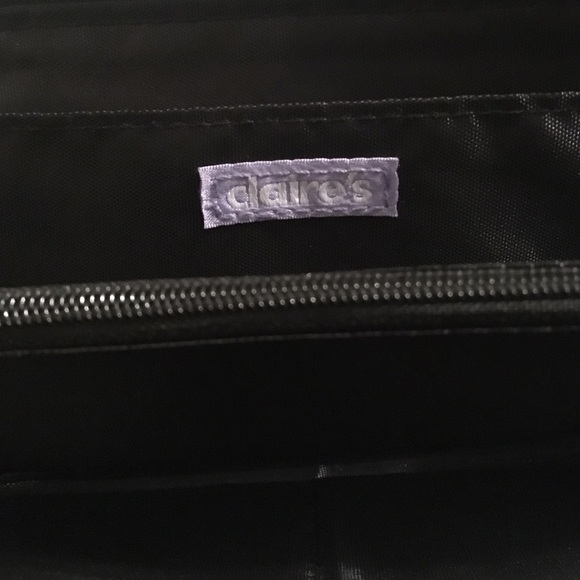 Claire's black sparkly bow wallet - Picture 4 of 4