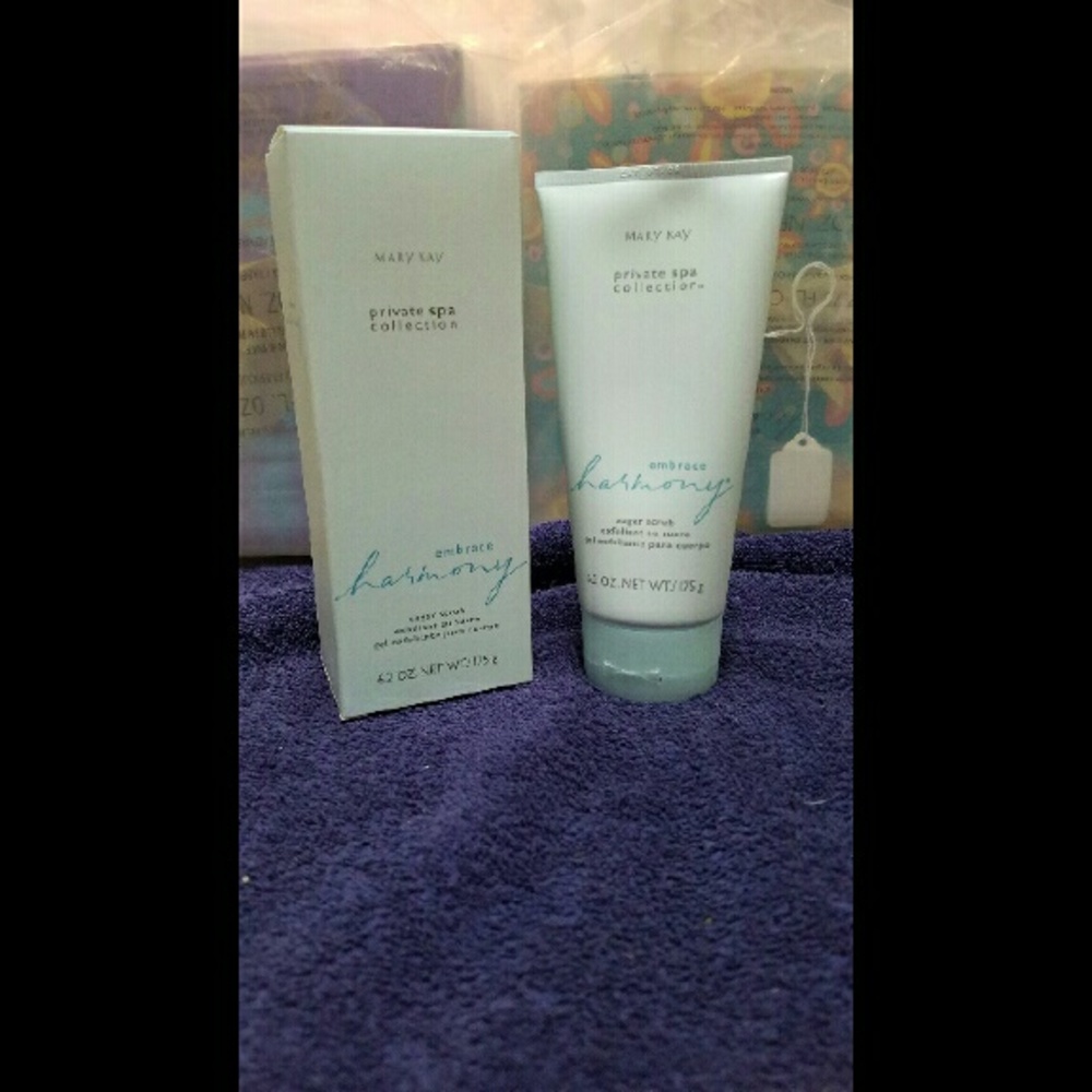 Mary kay - embrace Harmony Sugar scrub