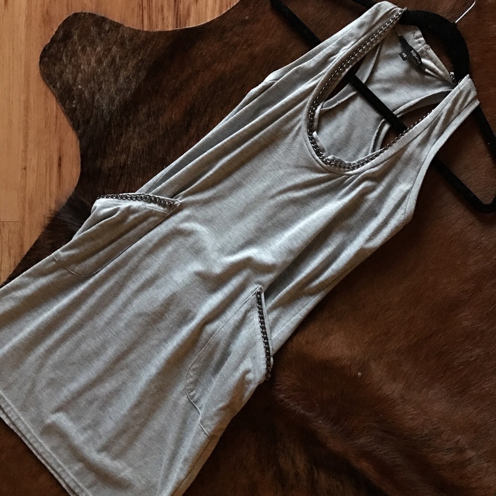 Jersey dress with chain detail