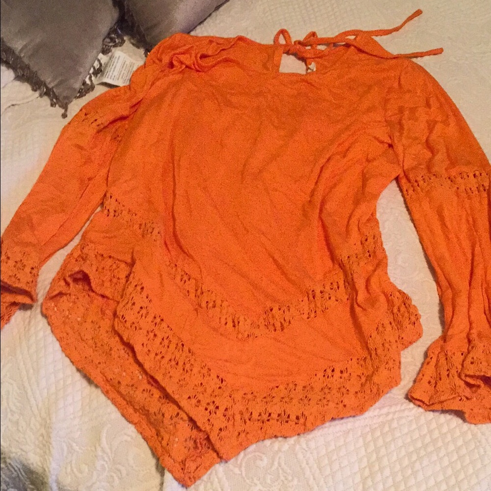 Altar'd state top