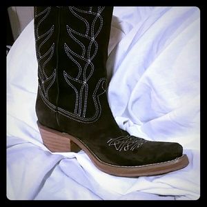 CLOSET CLEAN OUT! Rocket Dog Boots