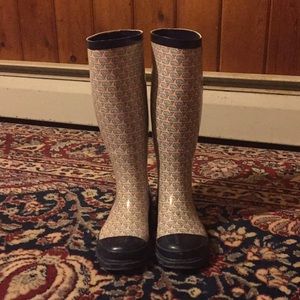 Vineyard Vines Whale Print Rainboots