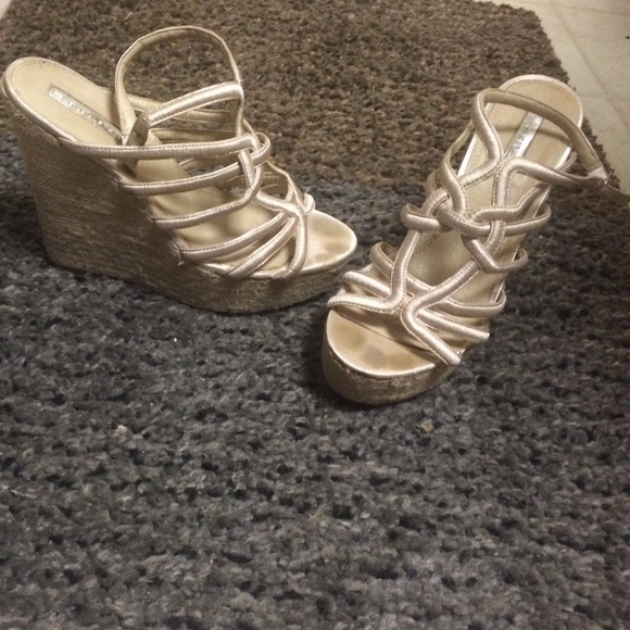 H by Halston - Picture 1 of 2