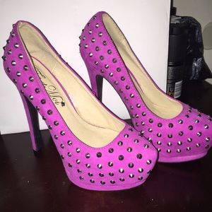 Neon light purple nice,comfortable,outgoing heels