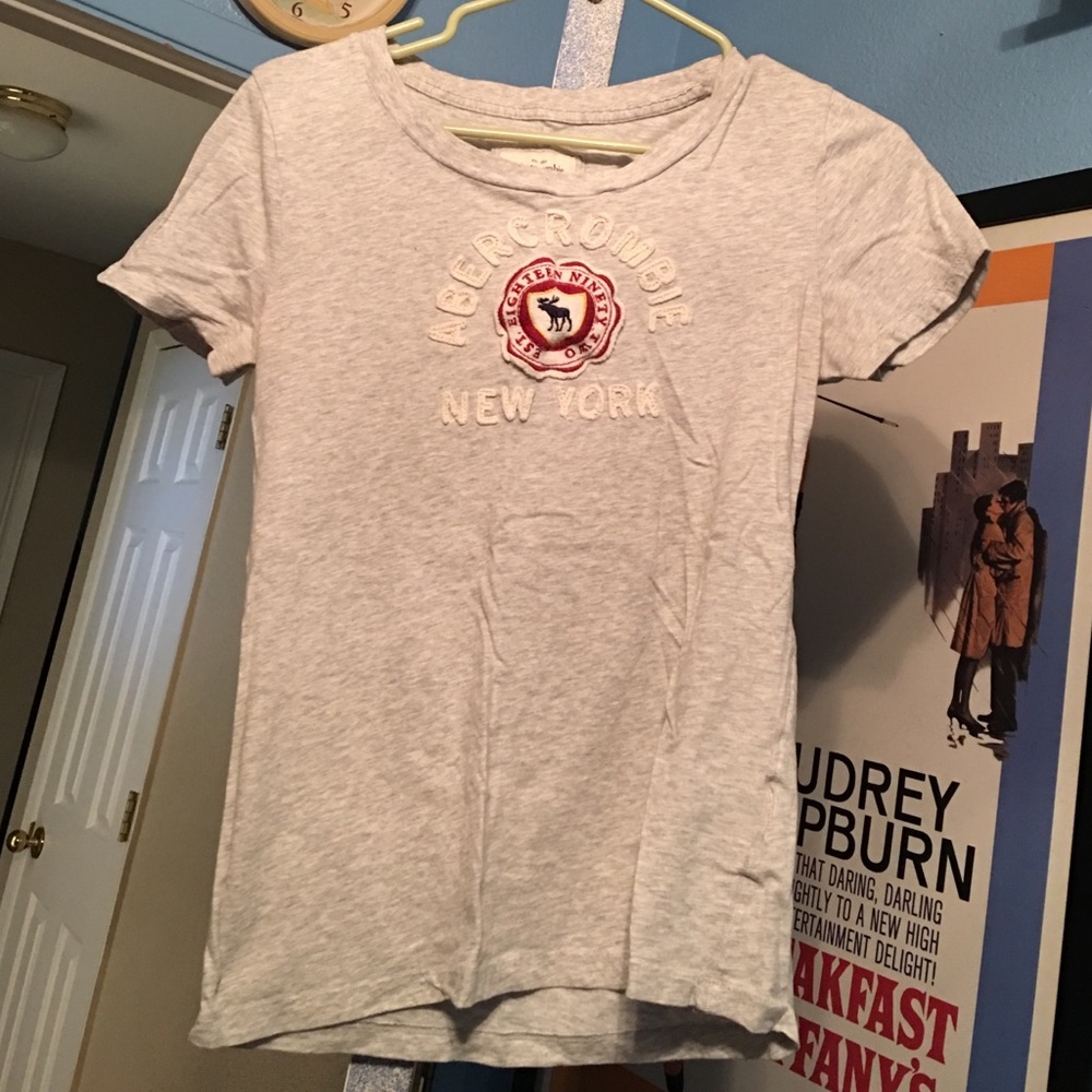Abercrombie t shirt