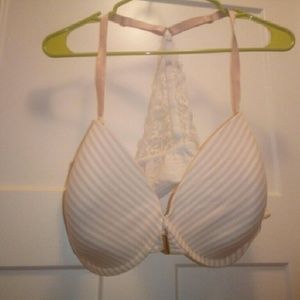 Cacique front clasp bra size 42 DDD