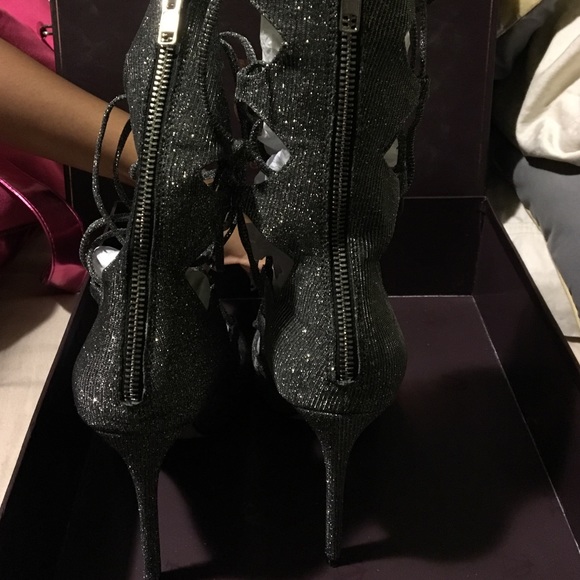 Shoes - Picture 2 of 3