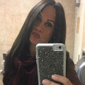 Meet your Posher, Mara