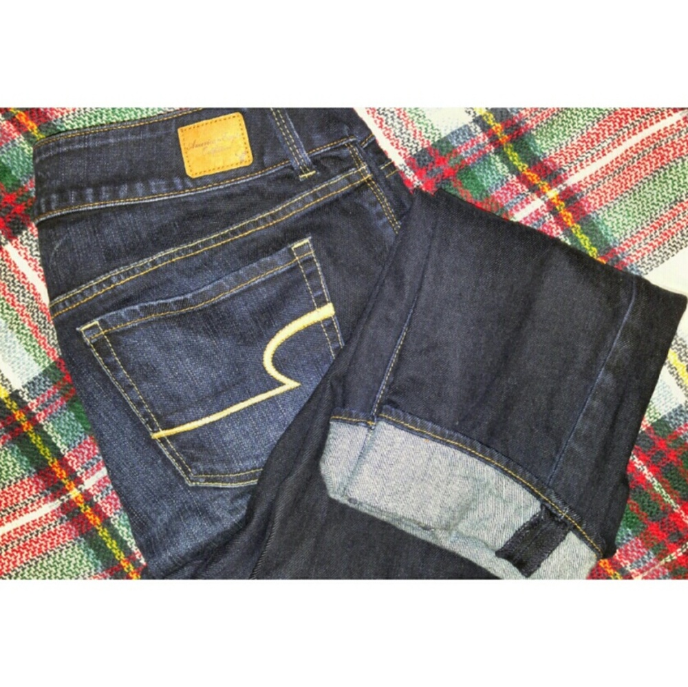 American Eagle Artist Crop