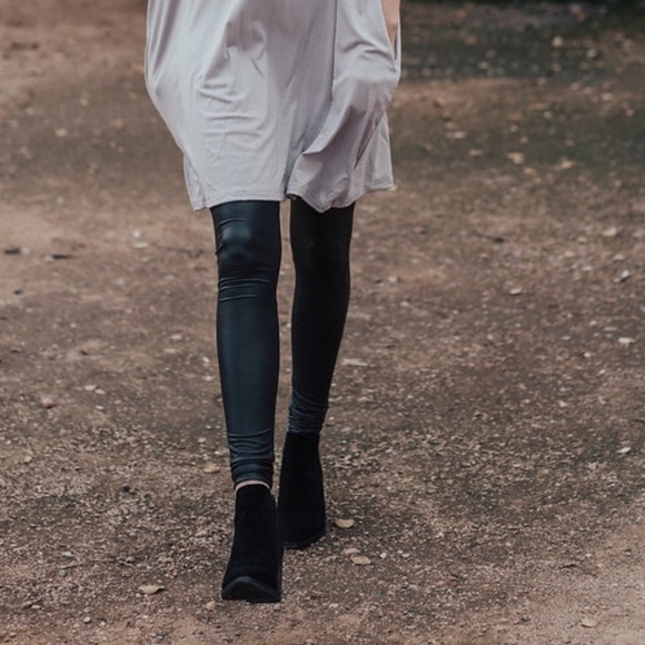 Indiana Black Ankle Boot - Picture 6 of 7