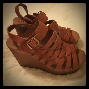 Lucky Brand rosemary wedge