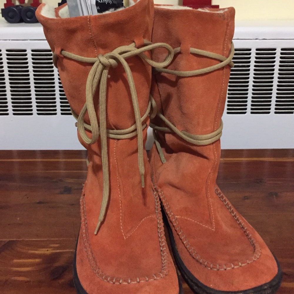 Awesome Suede shearling boots!