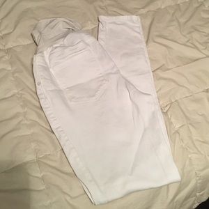 White maternity skinny jeans