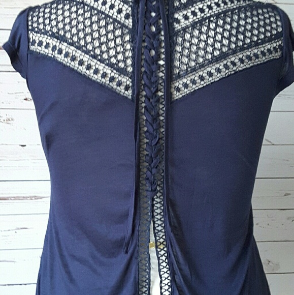 CLEARANCE ▪ Cap Sleeve w/Crochet Detail - Picture 3 of 4