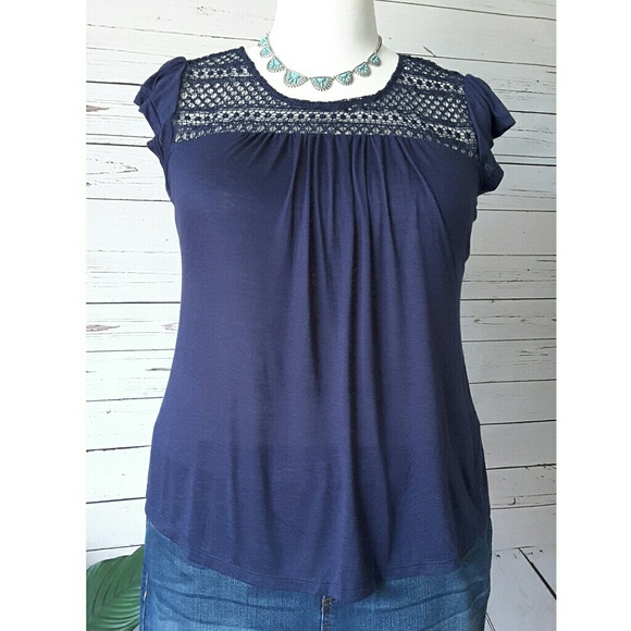 CLEARANCE ▪ Cap Sleeve w/Crochet Detail - Picture 2 of 4