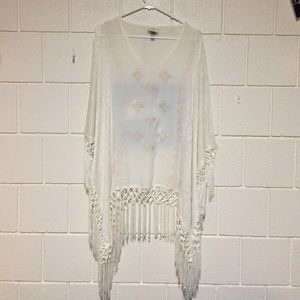 Knox Rose Fringe Top
