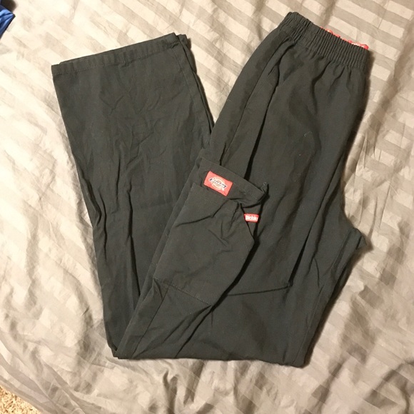 Dickies Scrubs - Picture 3 of 3