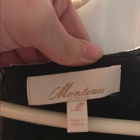 Cute, white lacy mini dress - Picture 2 of 2