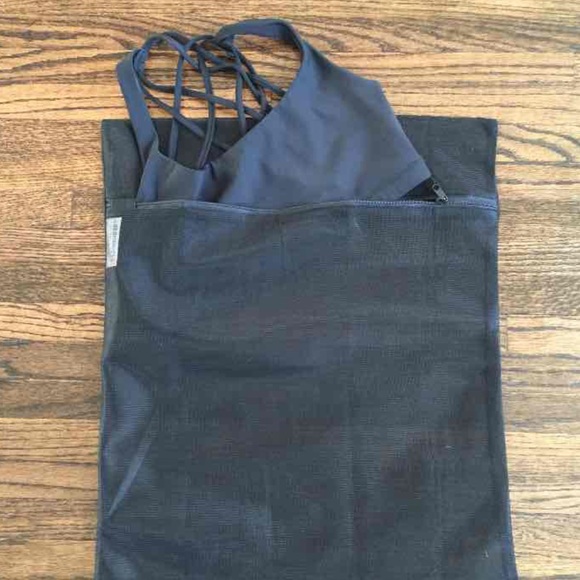 LAST TWO ✨ The Laundree Co Mesh Laundry Wash + Dryer Bags -3 PCs - Picture 2 of 3