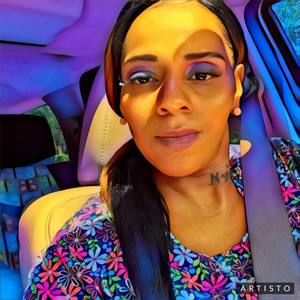 Meet your Posher, Jacqueline