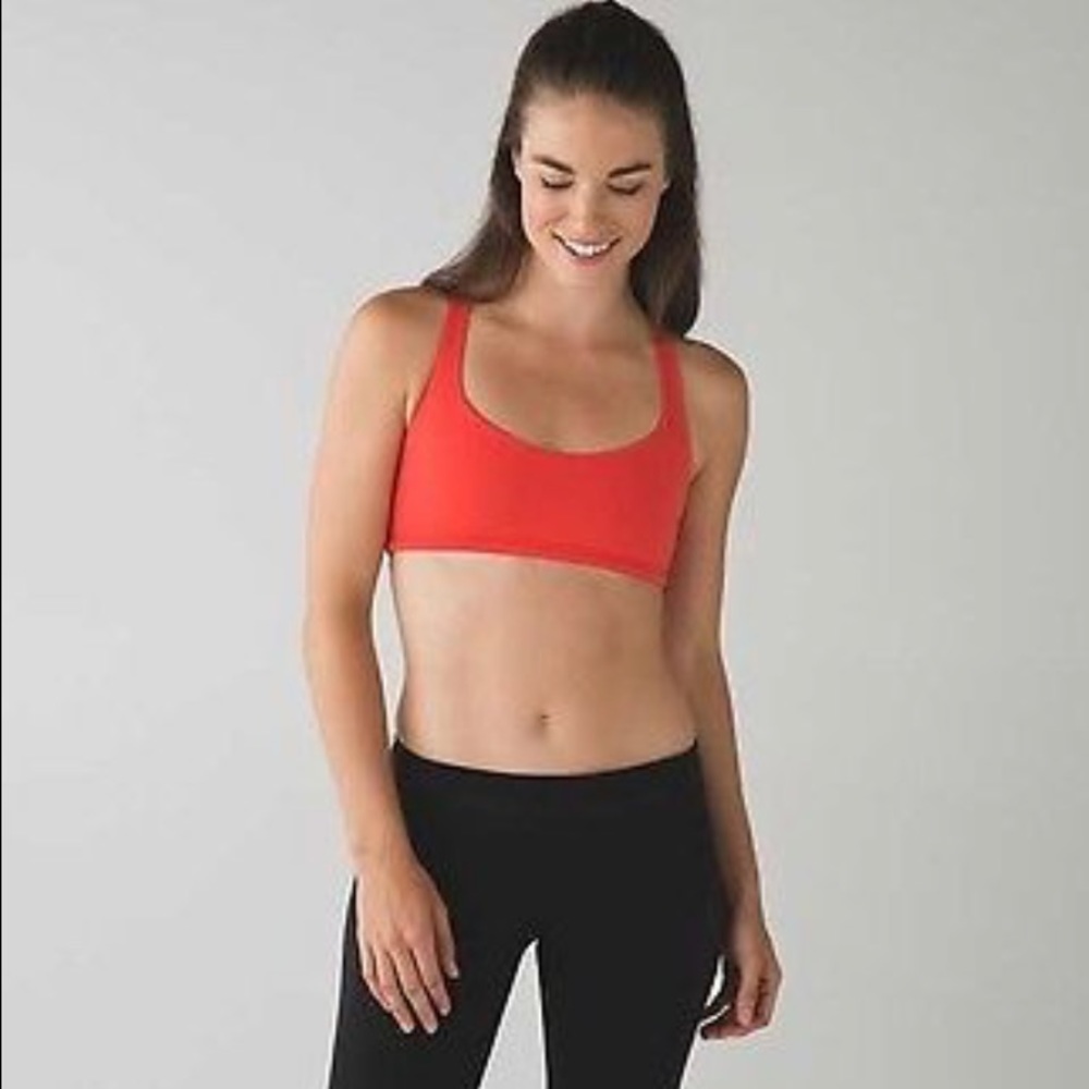 Lululemon Free to be wild sports bra