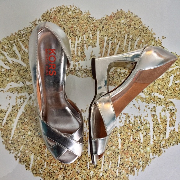 KORS Michael Kors Silver Metallic Cut-out Wedges - Picture 2 of 7