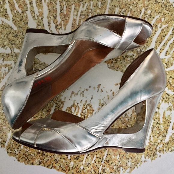 KORS Michael Kors Silver Metallic Cut-out Wedges - Picture 7 of 7