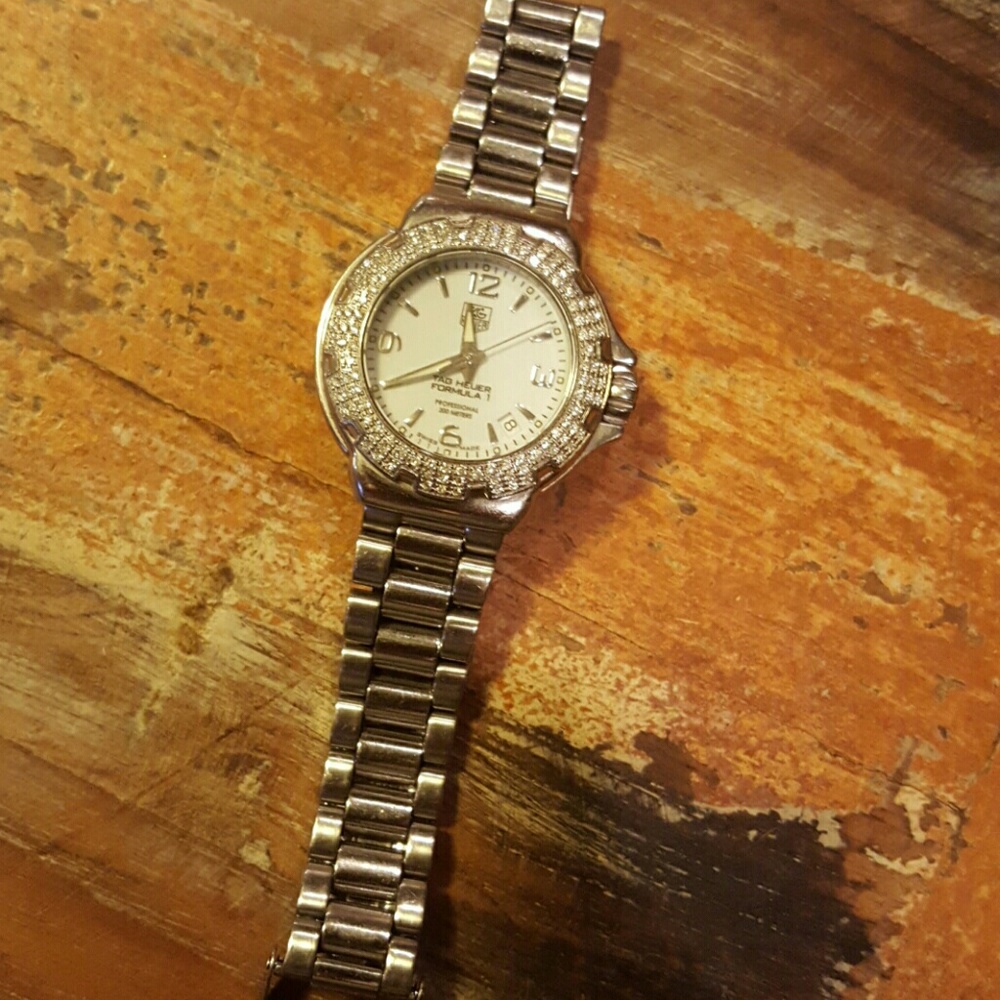 ❤❤Price Drop❤❤Tag Heuer Diamond Formula 1 Watch