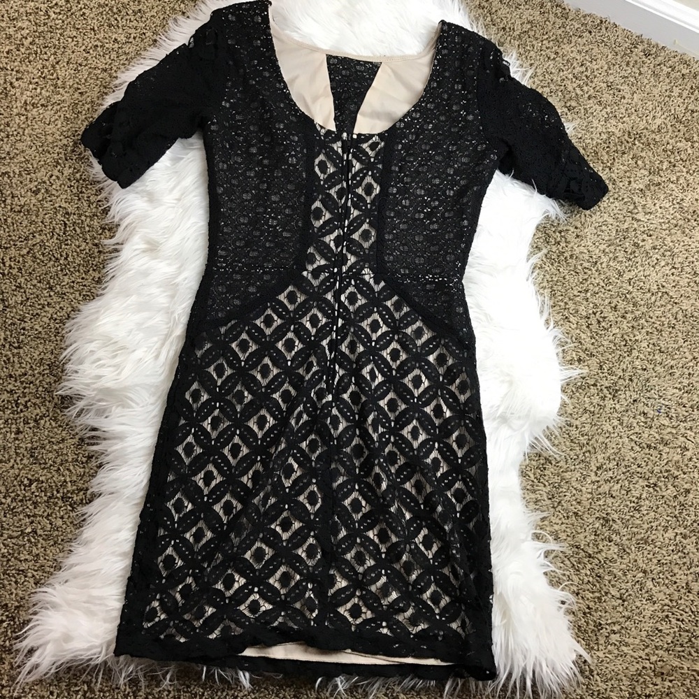 [B. Darlin] Black Lace Dress - Picture 2 of 3
