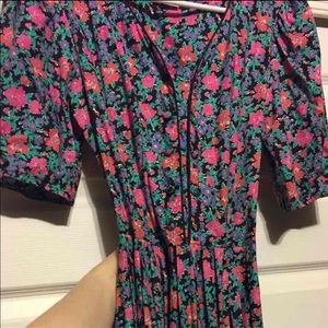 Beautiful vintage dress