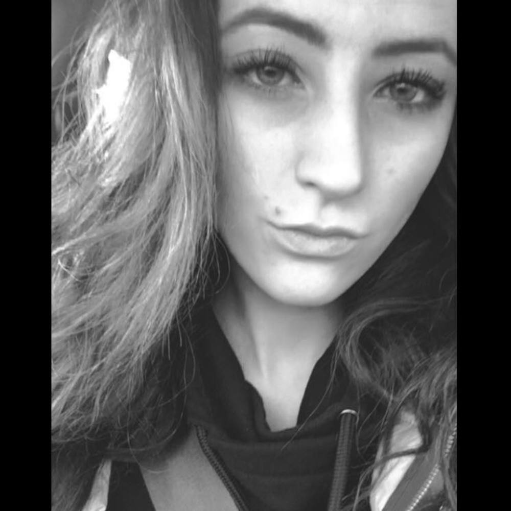 Meet your Posher, Brittney