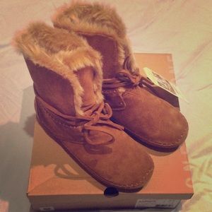 Toms Zahara (All Shoes $30)