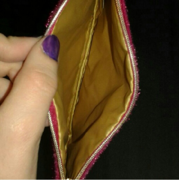 Furry ipsy bag - Picture 3 of 3