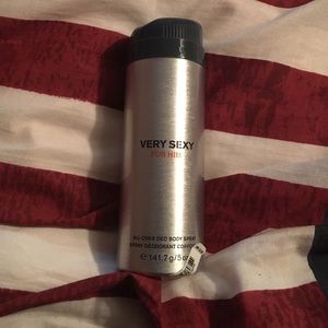 Victoria's Secret Deodorizing body spray