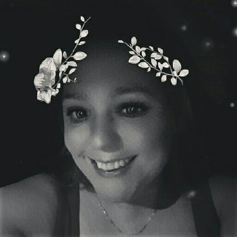 Meet your Posher, Lacey