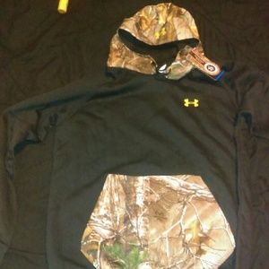 Under Armour Hoodie