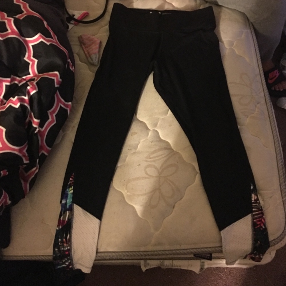 Ultimate Pink Leggings only worn twice