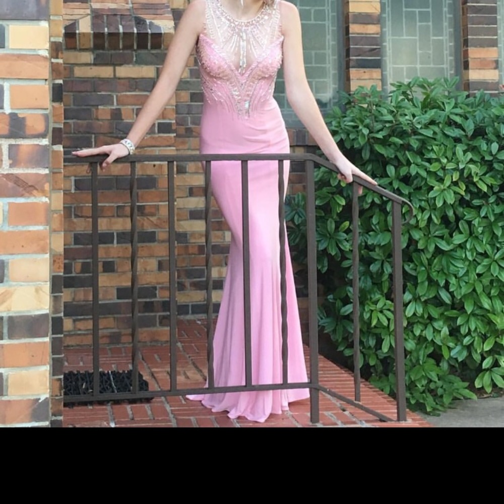 Elegant prom dress