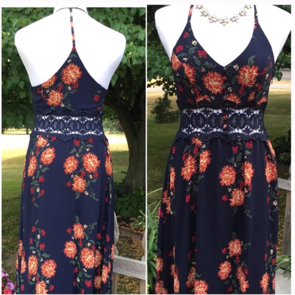 T-Back Lacey Maxi Dress - Picture 2 of 4