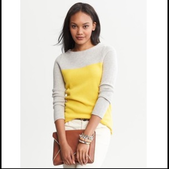 Banana Republic Sweaters - ⚡️SALE⚡️ Banana Republic cotton color block crew