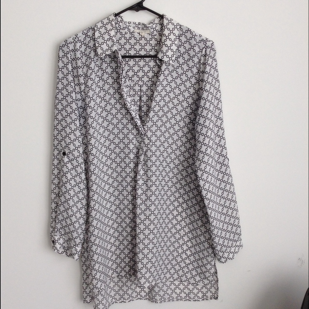 Pleione Tunic Shirt, white and black print