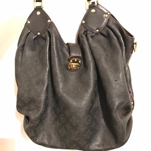 Authentic Louis Vuitton Mahina XL
